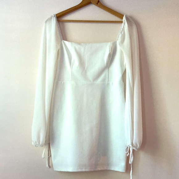 Lulu’s Delightful Love White Lace-Up Balloon Sleeve Mini Dress Size Large - Picture 3 of 6